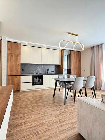 Микитинецька вул., (Будинок)