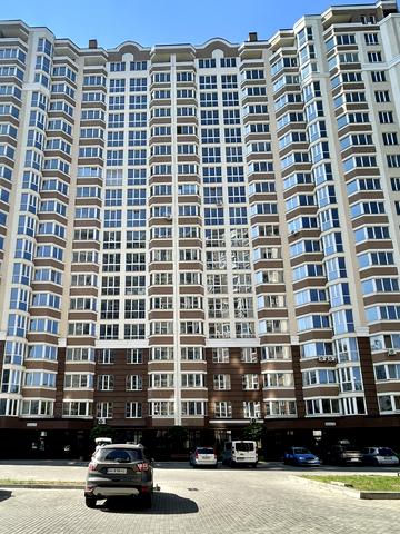 Університетська вул., 1-В