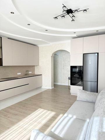 Василя Тютюнника вул. (Анрі Барбюса), 37/1