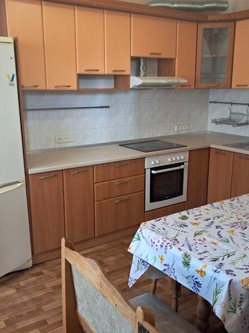 Драгоманова вул., 14-А