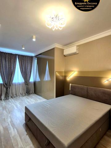 Зелена вул., 1