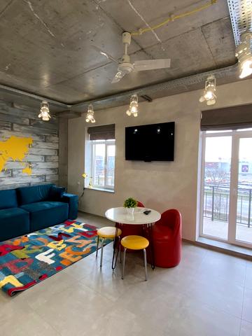 Травневий пров., 6