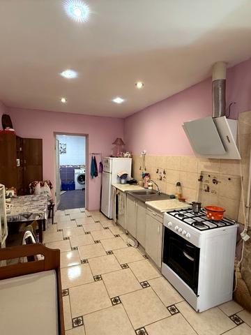 Новосельського вул., 75