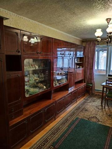 Миру вул., 100