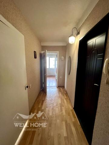 Мілютенка вул., 9