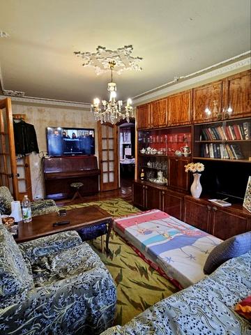 Гвардійців-Широнінців вул., 40