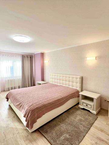 Червоної Калини просп., 72