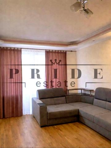 Йорданська вул. (Лайоша Гавро), 18