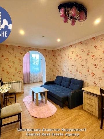 Текстильників вул., 8а