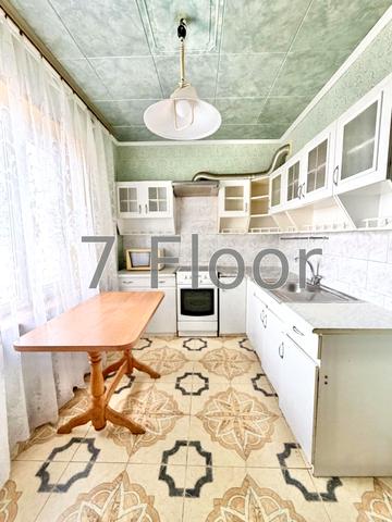 Миколи Лаврухіна вул., 15/46