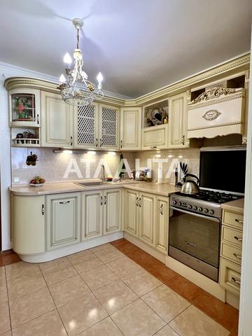 Івана Фунтового вул., 15