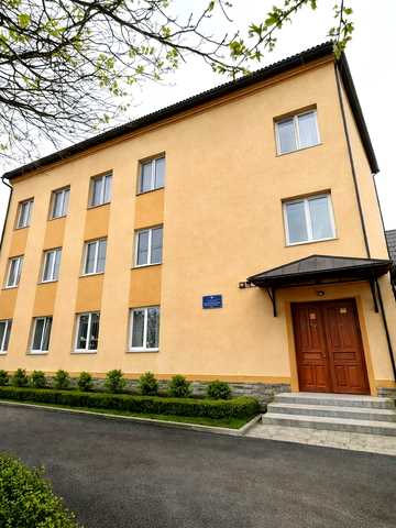 Заводська вул., 1