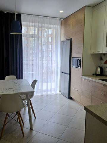 Вітрука вул., 6Б