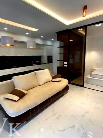 Вячеслава Чорновола просп. (), 16ж