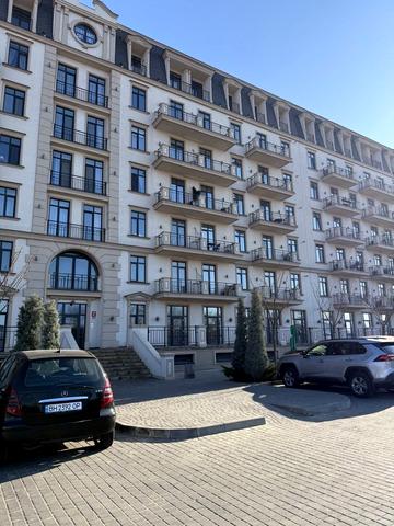 Травневий пров., 6