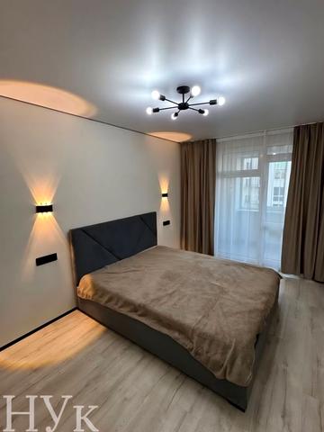 Героїв Крут вул., 11б