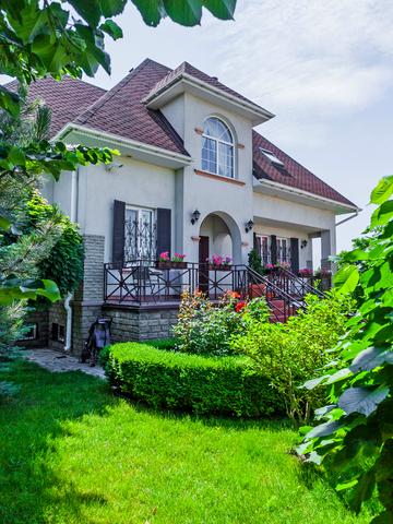 Озерна вул.