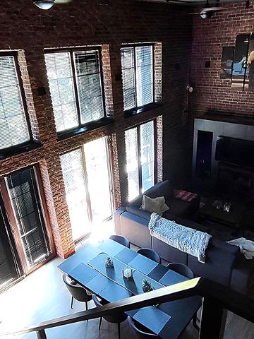 Миронівська вул., 24