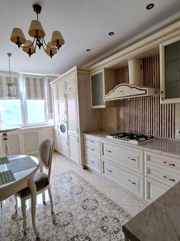 Євгена Коростельова вул. (Гагаріна), 20