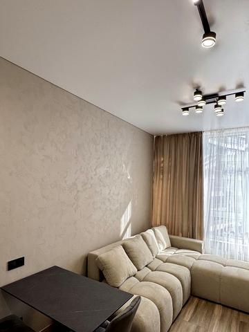 Салютна вул., 2к17