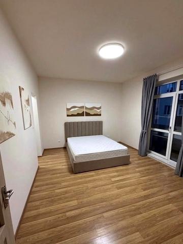 Вишнева вул., 24