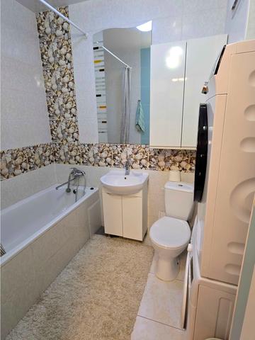 Володимира Наумовича вул. (Антонова-Овсієнка), 4-А