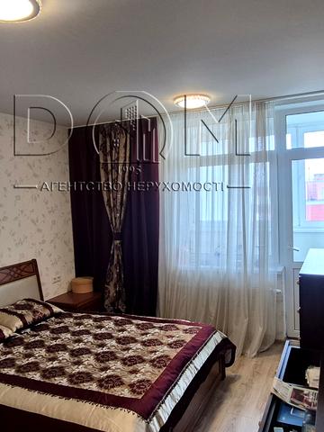 Єлизавети Чавдар вул., 24