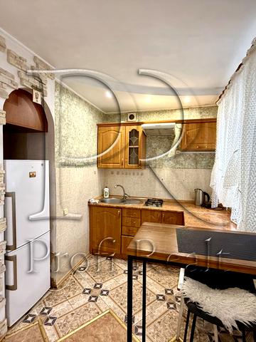 Леся Курбаса просп., 9-В