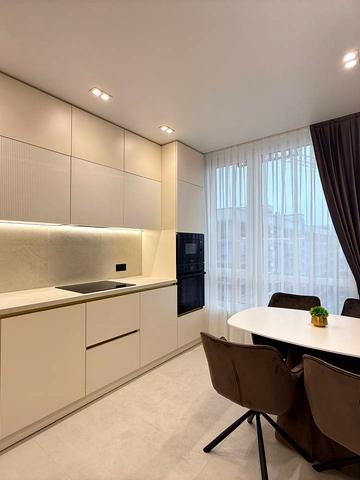 Ленкавського вул., (Будинок L4)