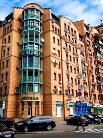 Гусовського вул., 15