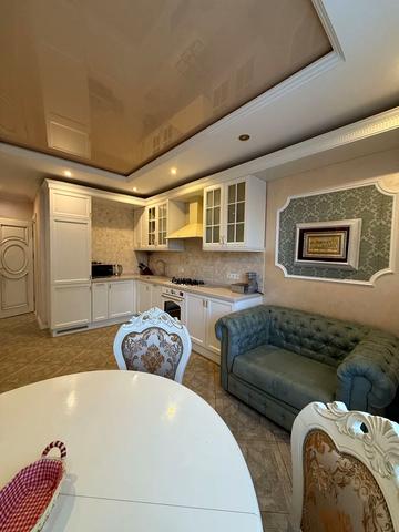 Околична вул., 10