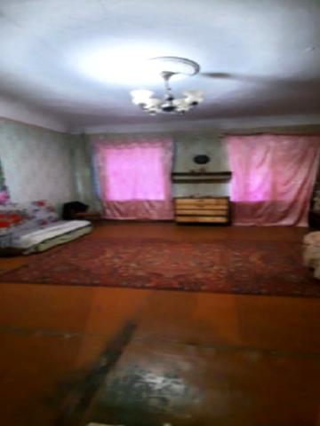 Тараса Кузьміна вул., 19