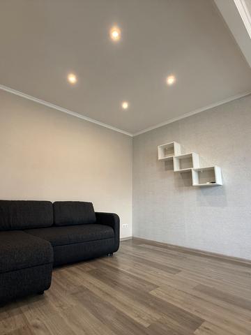 Вишнева вул., 23