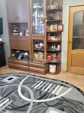 Павлівський майдан пл. (Рози Люксембург майдан), 10