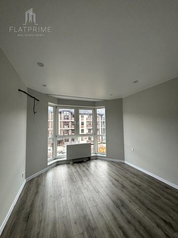 Сімейна вул., 1