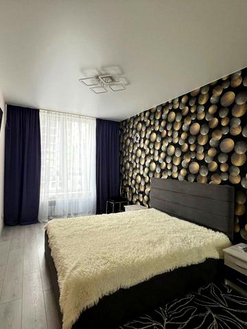 Університетська вул., 1д