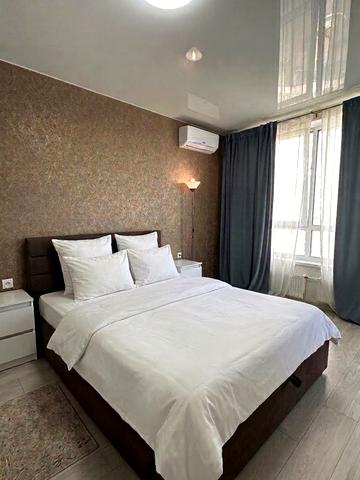 Миколи Бажана просп., 1-А