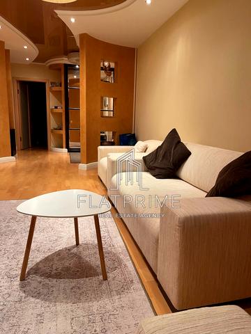 Єреванська вул., 8-А