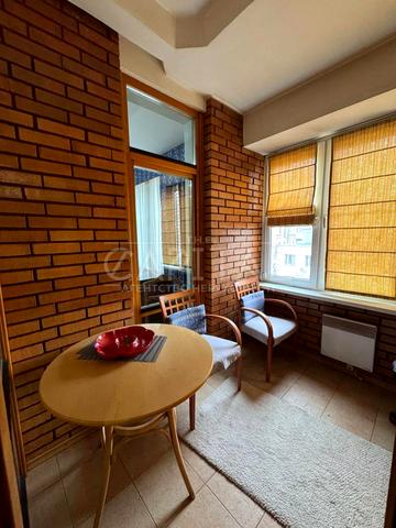 Назарівська вул. (Вєтрова), 7-Б