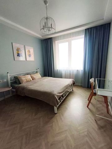 Середньофонтанська вул., 35