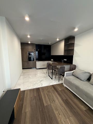 Берестейський просп. (Перемоги), 5-В