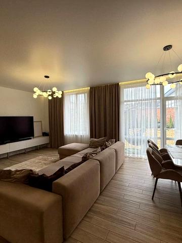 Володимира Великого, 3/1