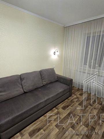 Жмеринська вул., 32-А