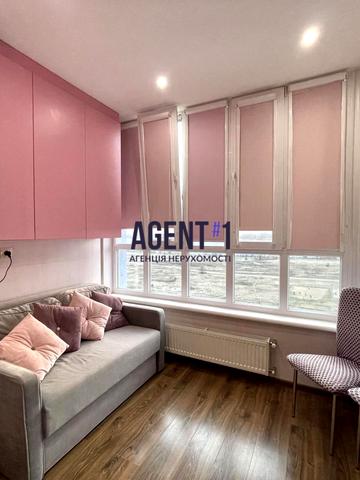 Миру вул., 15-А