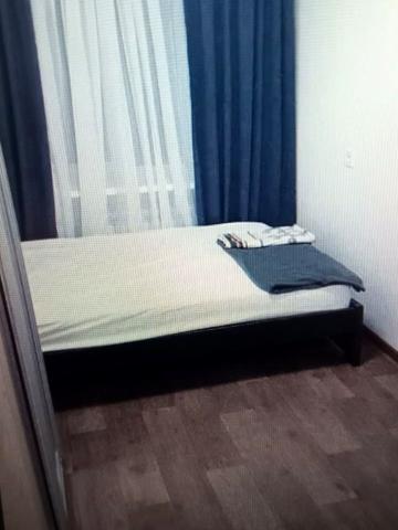 Отакара Яроша вул., 21а