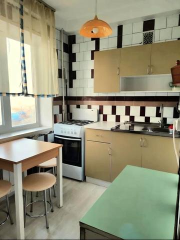 Героїв полку "Азов" вул. (Маршала Малиновського), 3