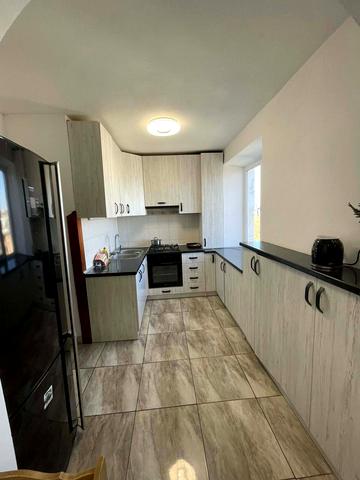 Михайла Грушевського вул., 62