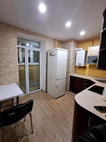 Боголюбова вул., 21