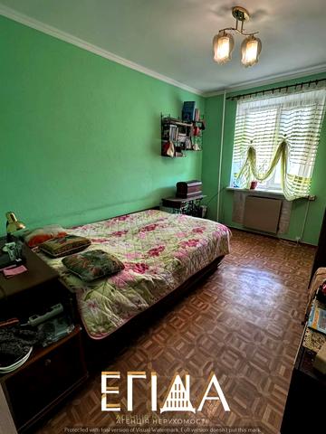 Героїв України вул. (Героїв Сталінграду), 26 к1