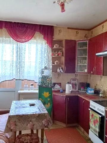 Сирецька вул., 32